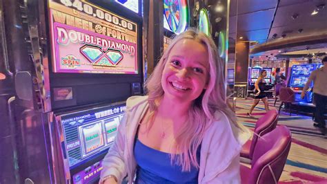 Greta Gambles Over $1000 In The Cosmopolitan Las Vegas High Limit Room... 🙊 | Greta Gambles Over ...