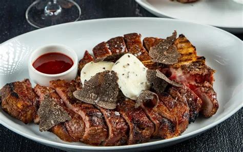 7 Of The Best Fine-Dining Steakhouses In Miami - Jetset Times