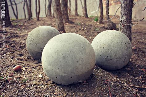 Remodelaholic | DIY Cement Planters and Garden Globes | Diy cement ...