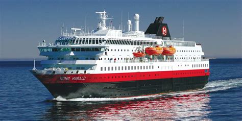 Hurtigruten Norwegian Coastal Express - visitBergen.com