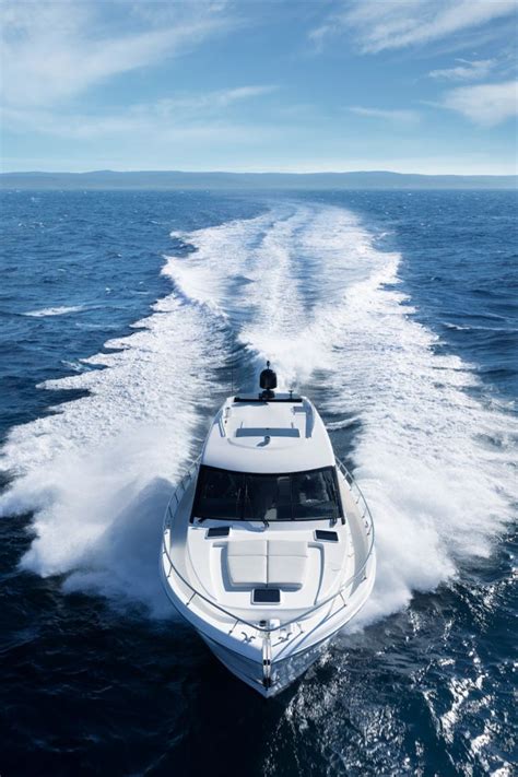 Powerboat Sales Continue On Strong Through 2021 | Power boats, Yacht ...