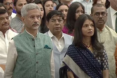 Padma Awards: When UK First Lady Akshata Murthy Was Quickly Moved to be Seated Next to ...