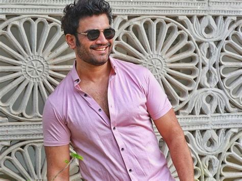 “Luck Is In My Favour,” Laxmii Actor Sharad Kelkar Opens Up On His Struggles & Success In B-Town ...