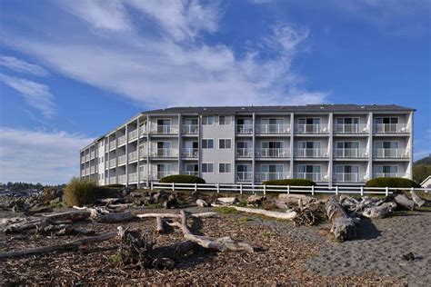 Beachfront Inn- Brookings, OR Hotels- First Class Hotels in Brookings- GDS Reservation Codes ...
