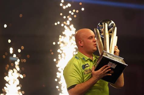 New Zealand darts player Bernie Smith to achieve lifelong goal competing at Darts World ...