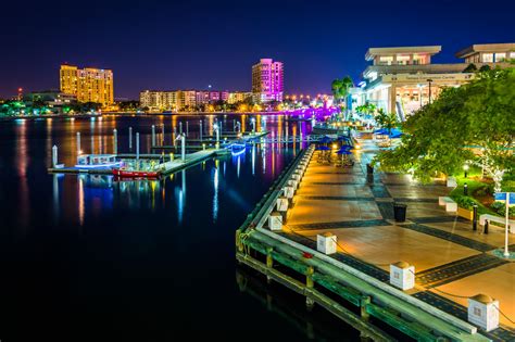 Tampa Bay, el gran puerto natural de Florida usado por el marketing ...