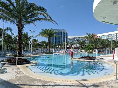 REVIEW: Aventura Hotel, Universal Orlando • Passport Stamps