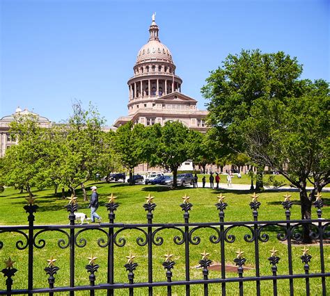 Jim and Bev: Texas State Capitol Building and Austin's SoCo
