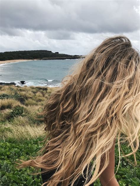 4 Ways to Get Wavy Hair Even If Your Hair is Super Straight | Surf hair ...