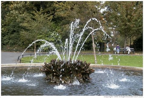 A funky fountain in St. Stephens Green. (Photo ID 10119-dublin)