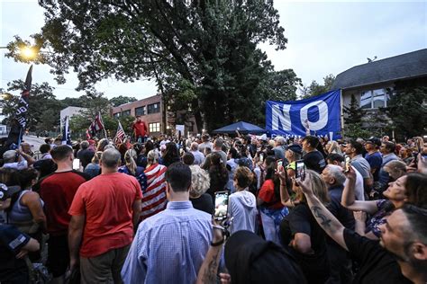 Anti-immigration protest in New York - Anadolu Ajansı