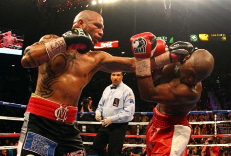 Boxing: Miguel Cotto vs Floyd Mayweather | Miguel cotto, Floyd ...