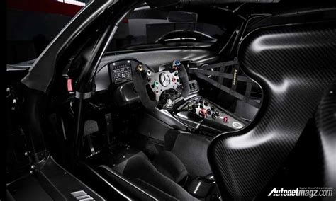 Mercedes-Benz AMG GT3 Edition 50 interior | AutonetMagz :: Review Mobil dan Motor Baru Indonesia