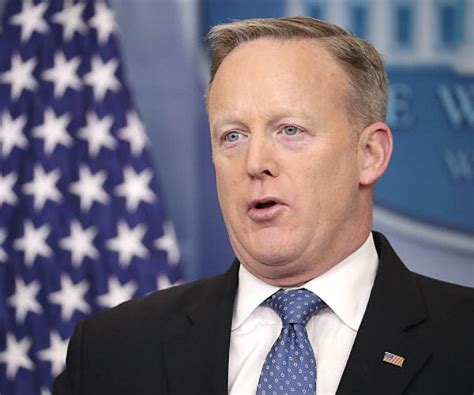 Sean Spicer Adds 'Super Soaker' to Office | Newsmax.com