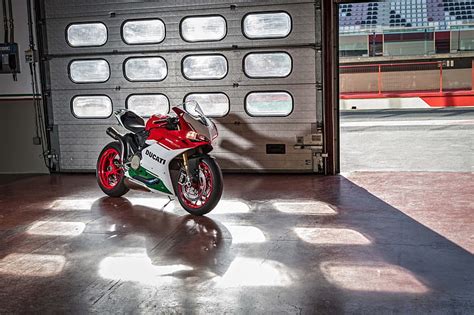 HD wallpaper: ducati 1299 panigale r final edition picture image ...