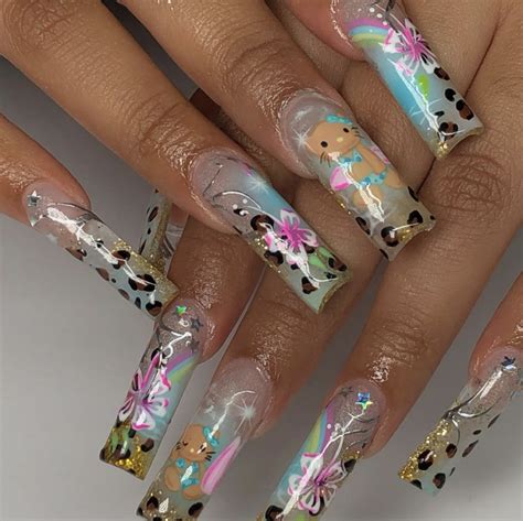 15 Beach Nail Looks to Make Those Fingers Sparkle - 21Ninety