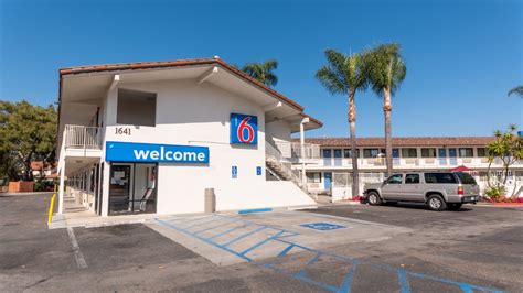 Motel 6 Camarillo Hotel Reservations - Ventura County Coast