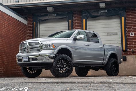 Lifted 2019 Ram 1500 Classic with 6 Inch Rough Country Suspension Lift ...