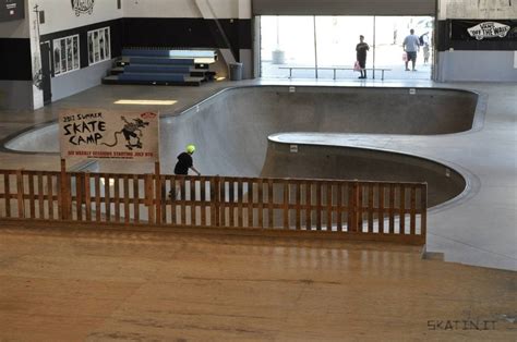 Vans Skatepark – Skatin It