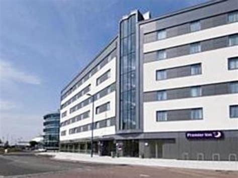 Premier Inn Southampton West Quay Hotel - Deals, Photos & Reviews