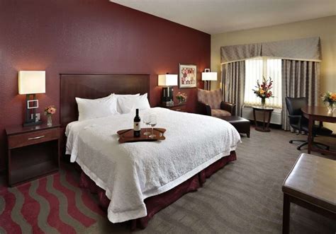 Hampton Inn and Suites Paso Robles: Unconventional Wine Country Retreat - 2024