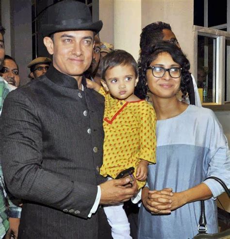 Aamir Khan with his Family ~ Indian Actor's wallpapers and trailers Gallery