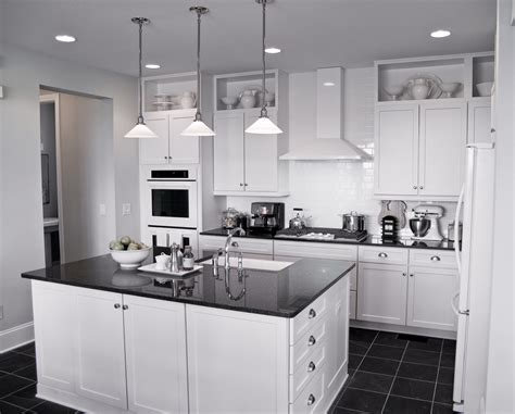 beautiful modern kitchen with center island | 10 Day Kitchen Solutions