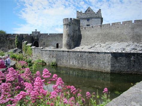 Cahir Castle, Cahir. County Tipperary 1375 - CURIOUS IRELAND