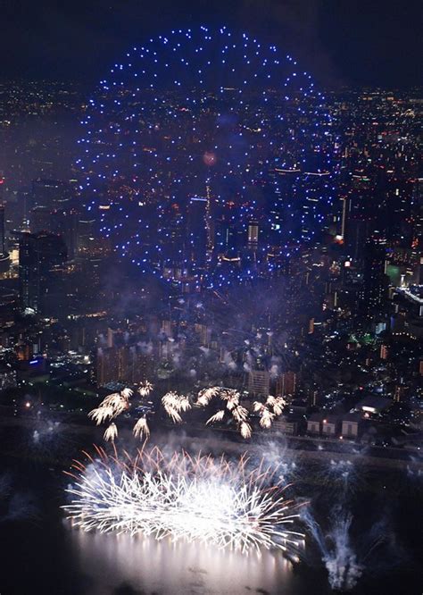 In Photos: Fireworks light up night sky of Osaka for 1st time in 3 yrs - The Mainichi