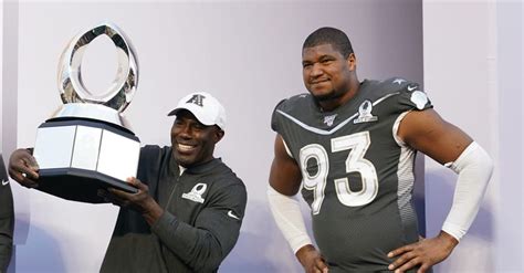 Calais Campbell showing leadership with locker room protocols ...