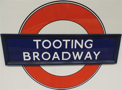 Tooting Broadway Underground Station - Tooting High Street, London, UK - Wikipedia Entries on ...