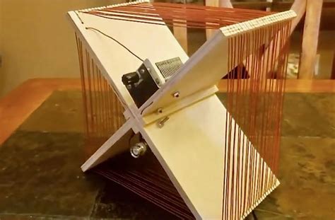 Video: Homebrew AM Loop Antenna Project by Thomas Cholakov (N1SPY ...