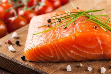 What Fish Is Healthy to Eat? - Scripps Health