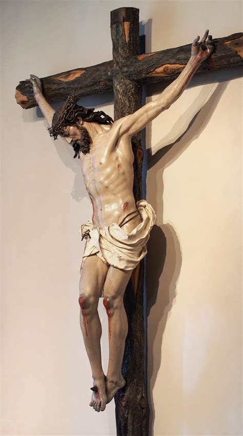 File:Luis Salvador Carmona - Cristo crucificado 20140703.jpg - Wikimedia Commons