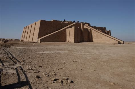 14. Ziggurat-Sumerian city Ur. Photo: Project SAHI-Tell Jokha; Martin ...