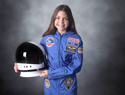 17 Years Old Alyssa Carson Would be “First human” on Mars | Blogging Heros