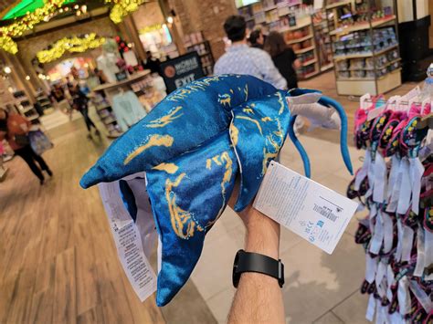 New 'Avatar: The Way of Water' Merchandise Available at Disneyland ...