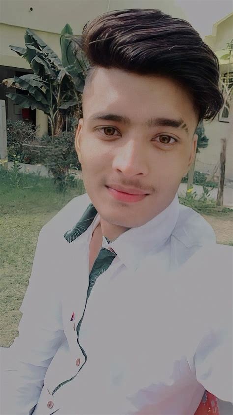 Handsome boy 😎😎 Puneet khobra