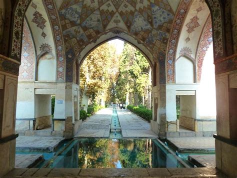 Inventory of Islamic Historic Gardens: Fin Garden in Iran - Med-O-Med