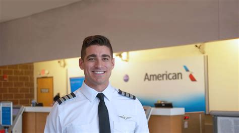 American to hire 1,350 pilots by the end of next year to meet rising ...