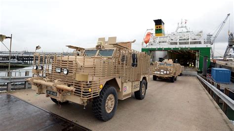 British Army vehicles return from Afghanistan - BBC News