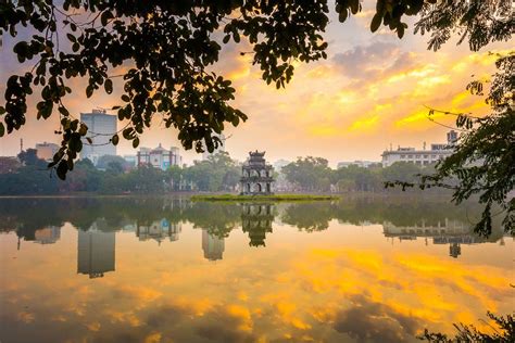 Hoan Kiem lake - 8 highlights you can do & see yourself | Local Vietnam