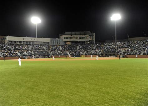 Tulane Green Wave Baseball | Tulane, Green wave, Soccer field