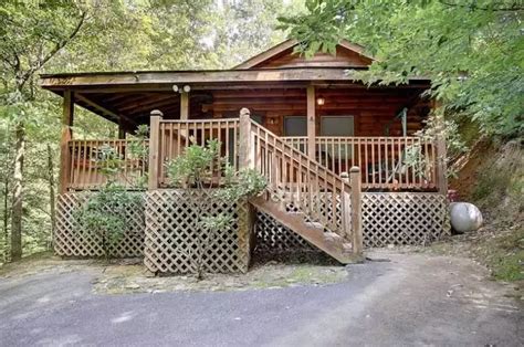 Pet Friendly Cabins in Gatlinburg