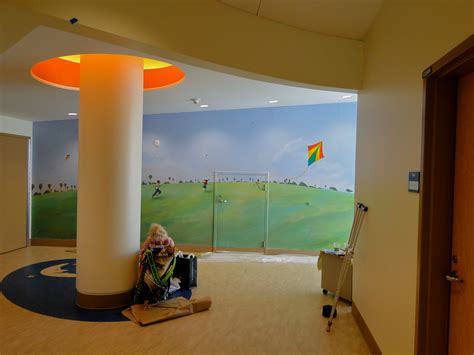 Ken Goldman NWS, AWS: CHILDREN'S HOSPITAL MURAL AND WALL-COVERINGS