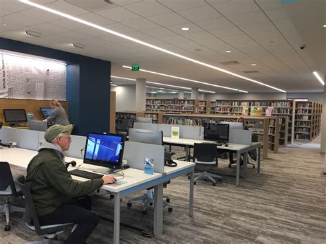 New Georgetown Twp. library has comforts of home | WOODTV.com