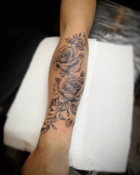 Arm Tattoos Vines, Rose Vine Tattoos, Forearm Tattoos, Body Art Tattoos ...