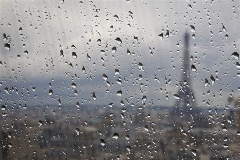 Météo : après un jeudi pluvieux, la pluie n'offre pas de répit vendredi