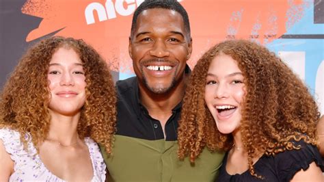 ‘Girl Dad’ Michael Strahan Celebrates Twin Daughter’s Graduation From ...