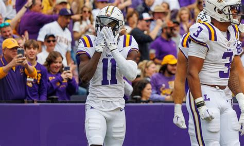 LSU Football: Tigers draw Wisconsin in ReliaQuest Bowl